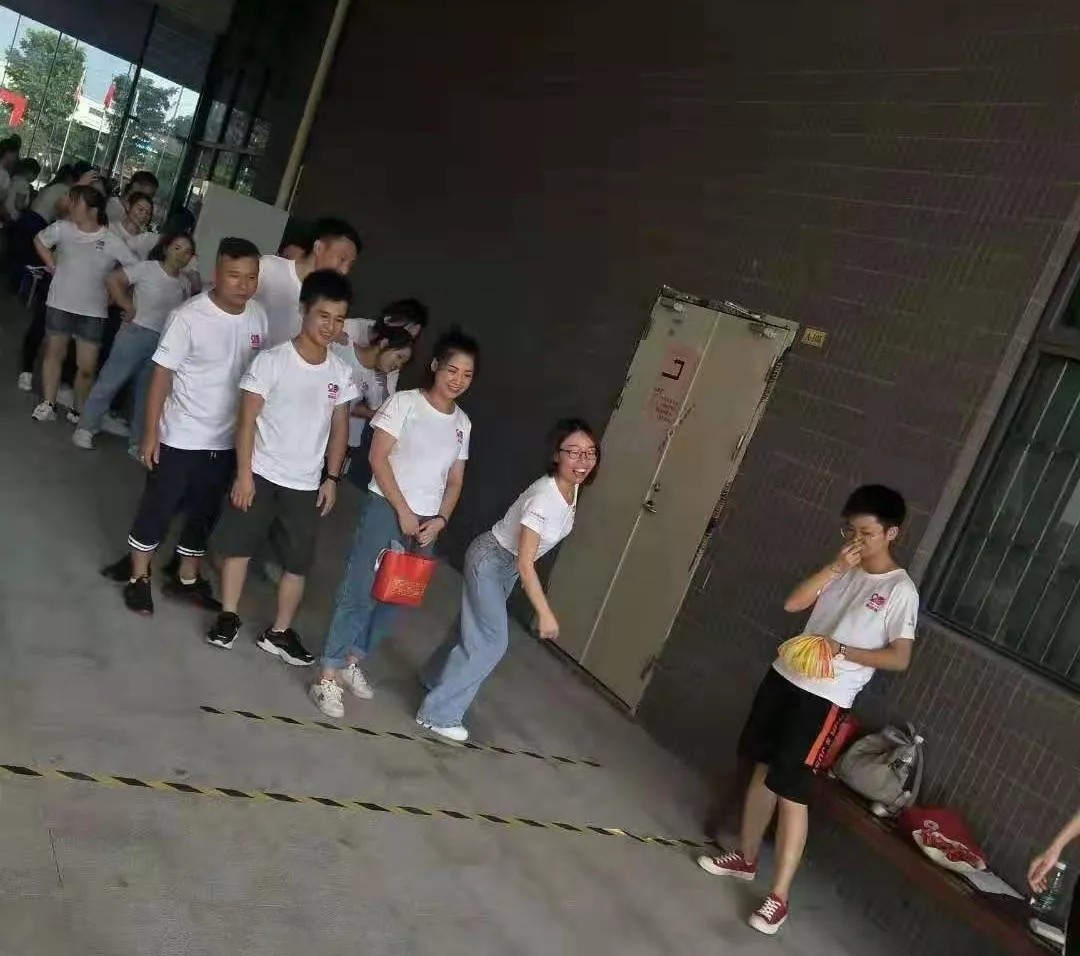 安博在线开户20周年庆.jpg